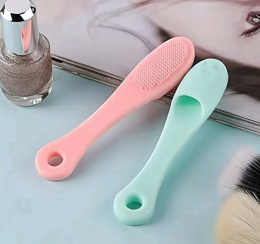 Pack of 2 Silicone Face Cleansing & Massaging Brush – Gentle Care for Glowing Skin